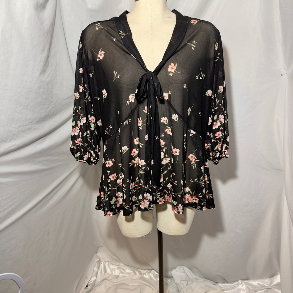 Siren Lily Plus 1X Sheer Floral Boho Top Black Feminine Romantic Chiffon Blouse - Picture 2 of 9